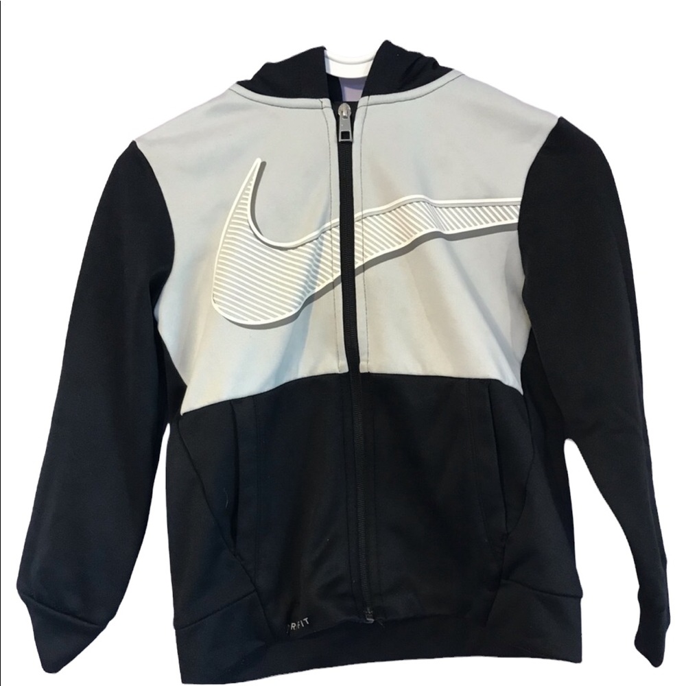 Boys Sz 7 Nike hoodie